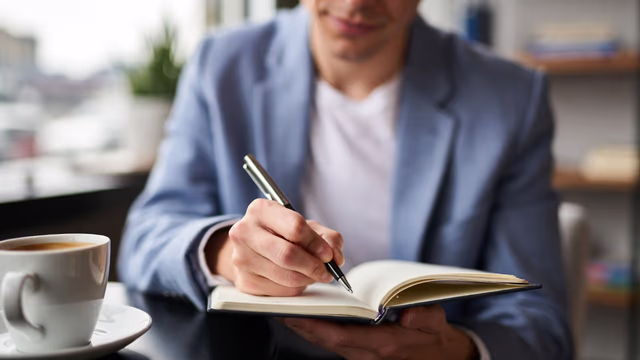 Identifying communication styles through reflection